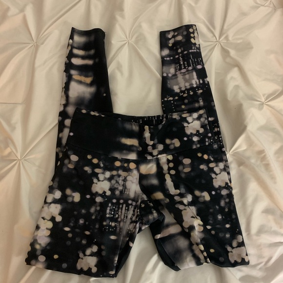 Onzie City Lights Leggings - Picture 3 of 4